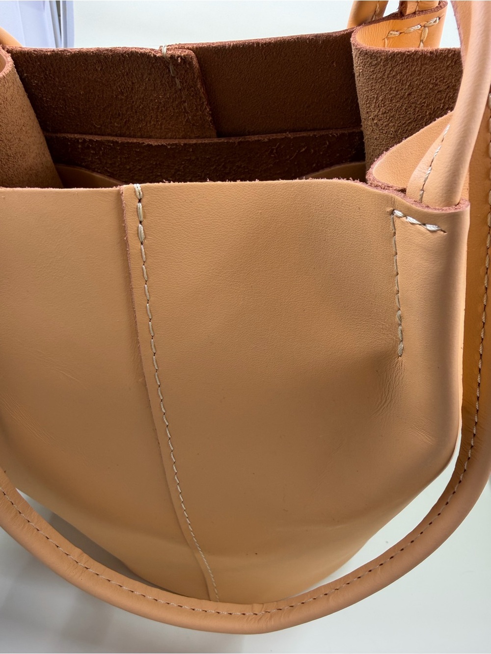 Portland Leather Devan Bucket Tote - Mamey (it's like a creamsicle) - Picture 4 of 8
